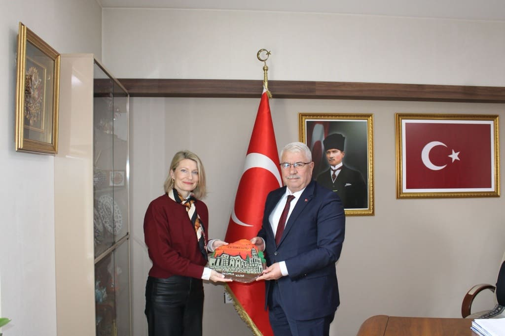 Ana Mladina Puljak with Mr Yazici Provincial director of national education